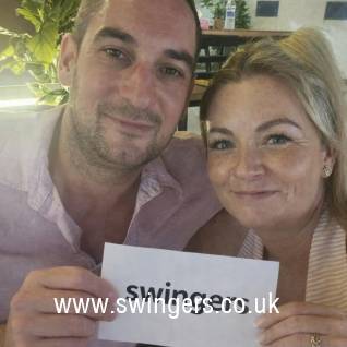 Andy & Mrs Andy from Ashford